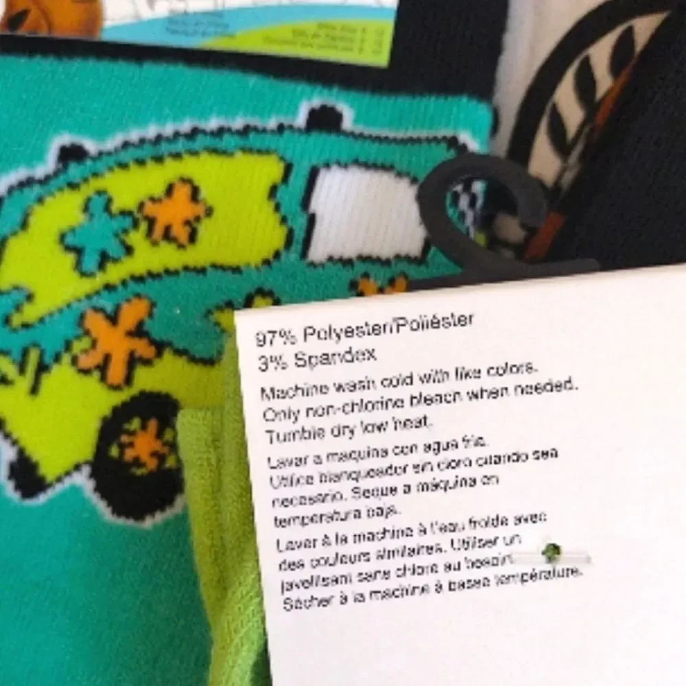 WB 4 Pairs Colorful Neon Scooby Doo Printed‎ Crew Socks NWT